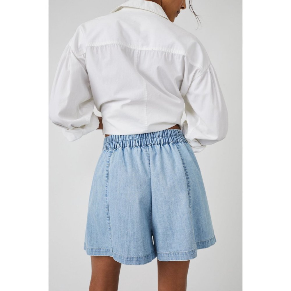 FREE PEOPLE Get Free Chambray Pull On Shorts / Lady Liberty - Picture 4 of 11